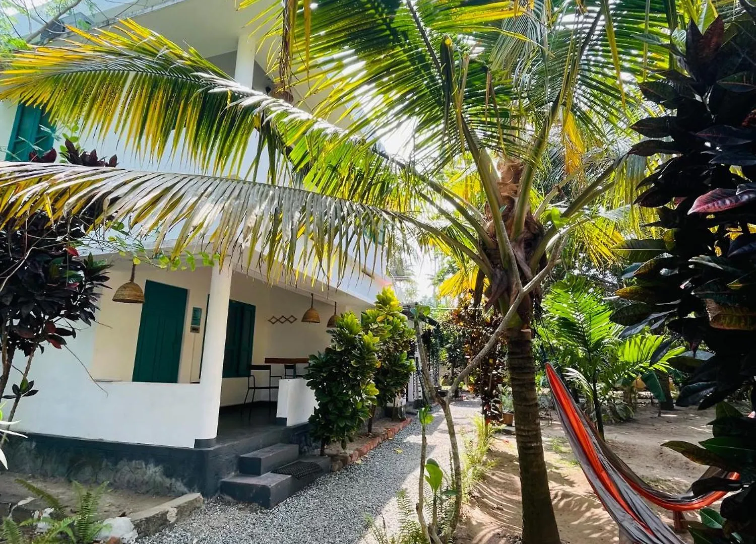 Hostal Albergue Cliff & Coral Varkala