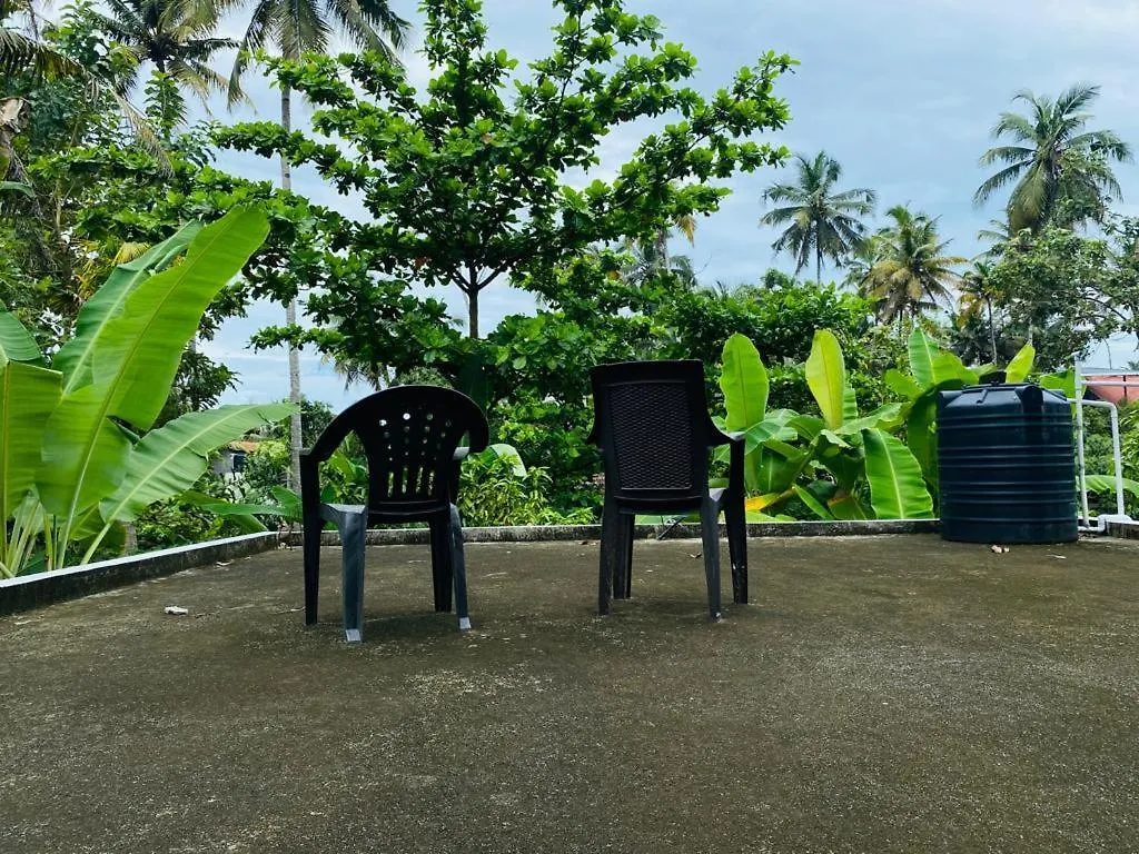 Albergue Cliff & Coral Varkala Hostal