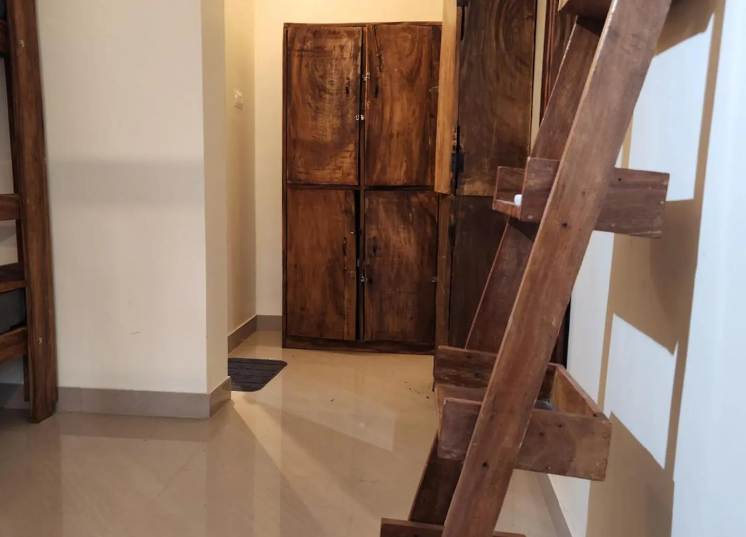 Albergue Cliff & Coral Varkala 0*,  India